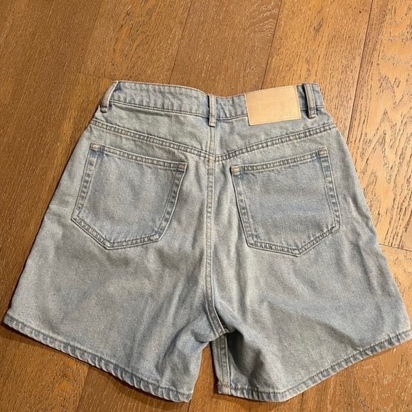 Zara mom shorts - Picture 3 of 3